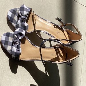 Michael Kors Blue & White Size 7